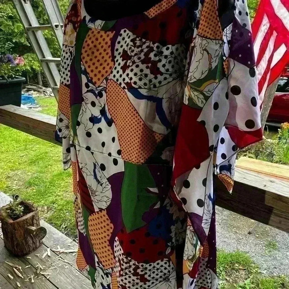 NWT Ashley Stewart Sz 18/20W Butterfly Peekaboo Sleeves Layered Multi Color Top - Picture 4 of 8